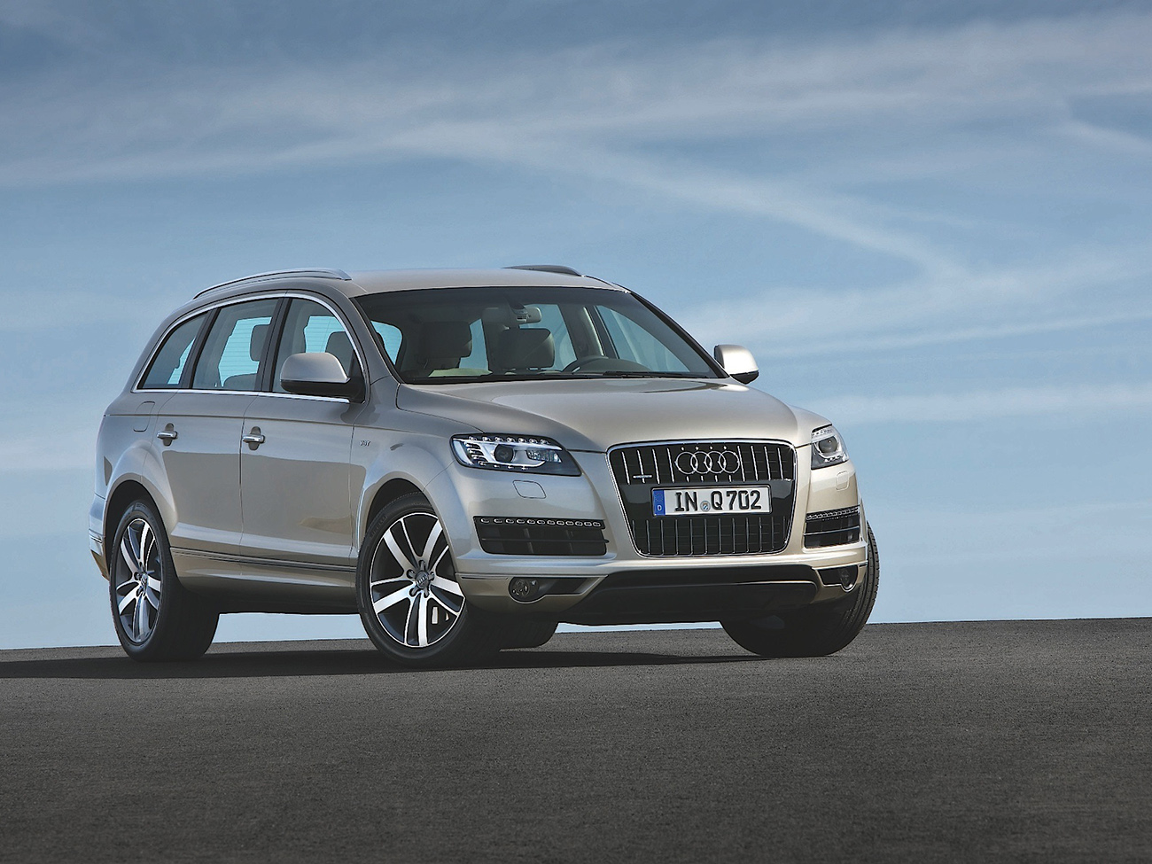 Audi q7 вес автомобиля