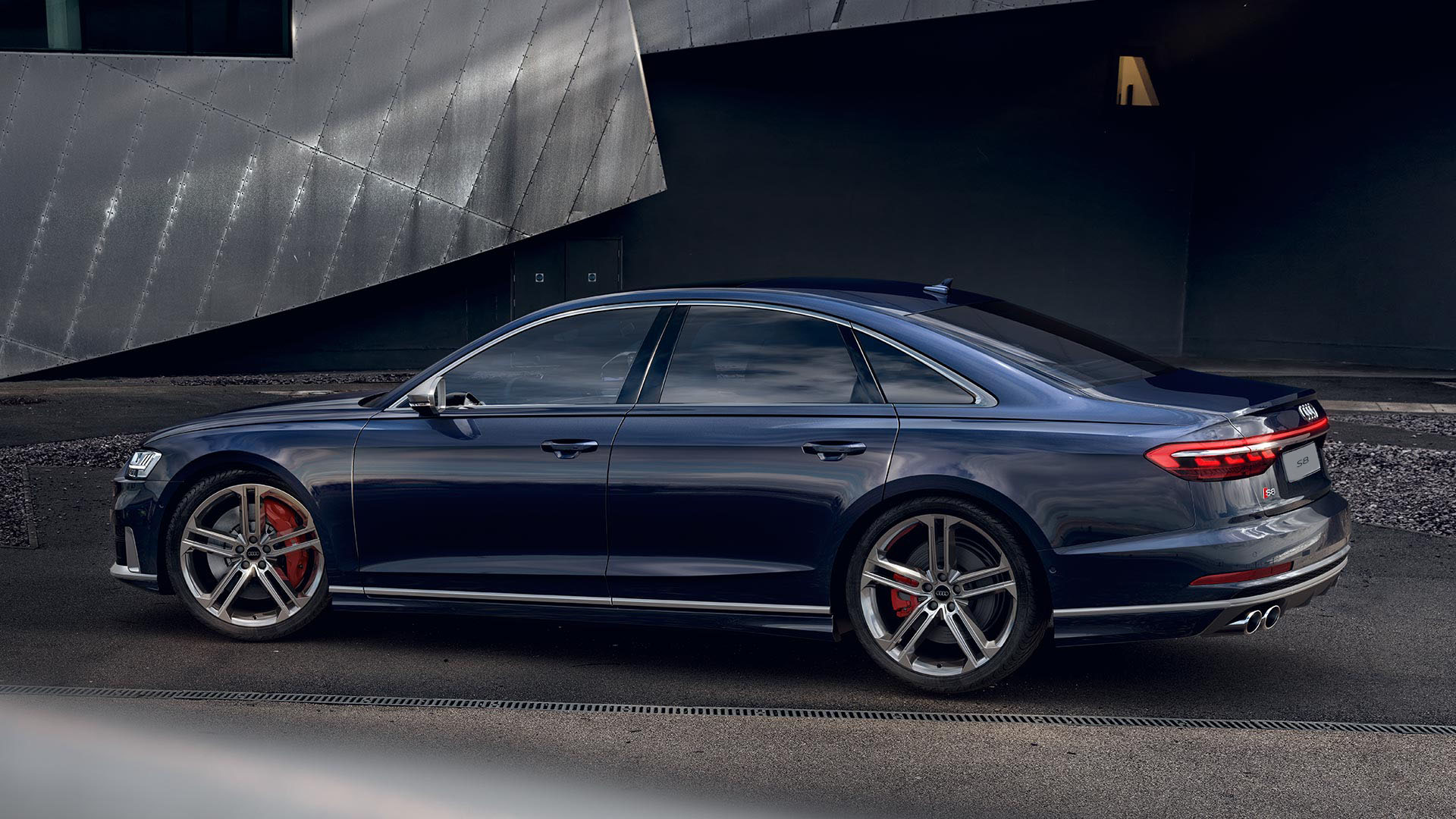 Технические характеристики Audi S8: комплектации и модельного ряда Ауди на  сайте autospot.ru