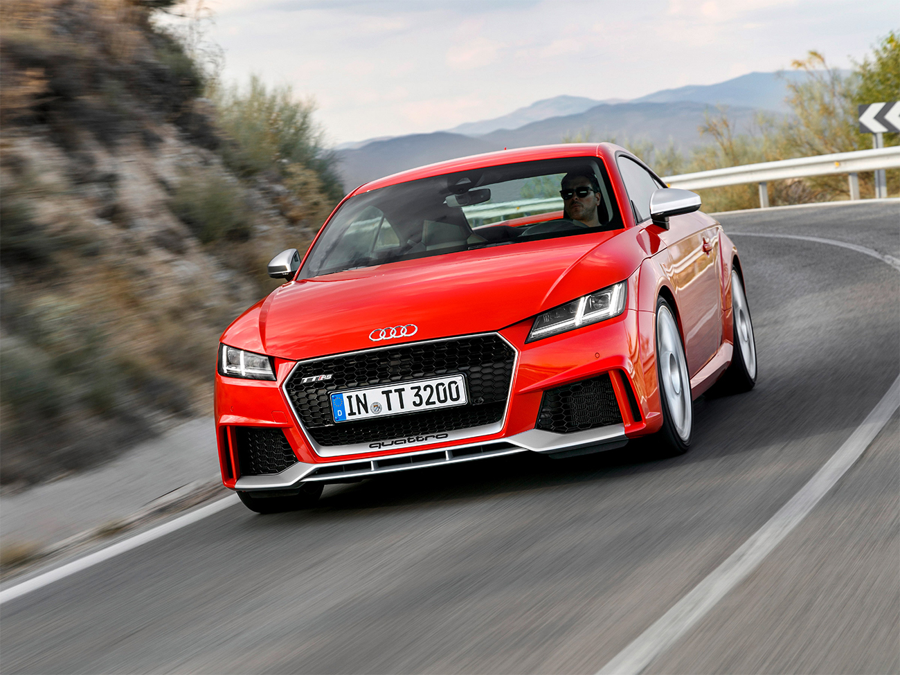 Тип привода автомобиля Audi TT RS : передний, задний или полный привод авто  Ауди TT RS и комплектаций