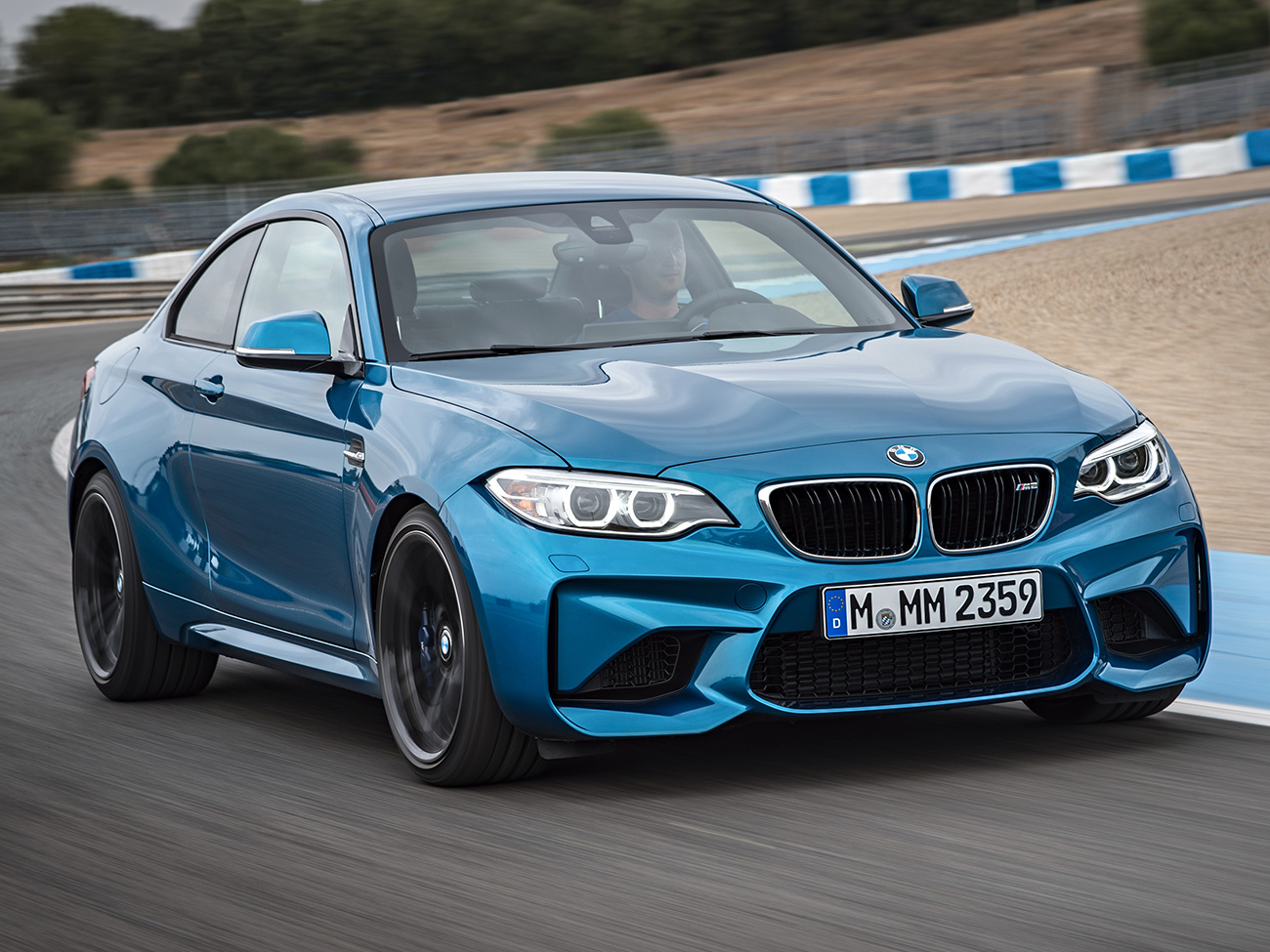 Объем двигателя BMW M2: какой объем двигателя авто БМВ M2, объем двигателя  в литрах и кубических сантиметрах