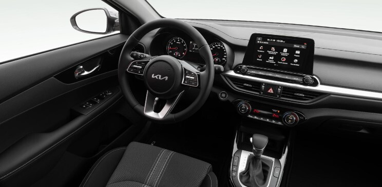 KIA Cerato IV Рестайлинг, Glittering Metal, 1900000 рублей, вид 3