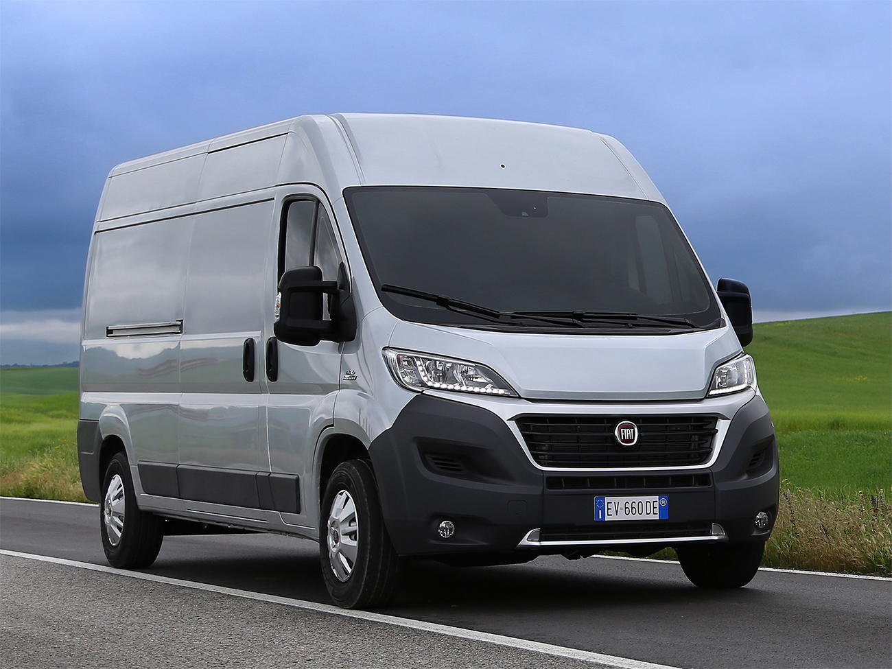 Характеристики Fiat Ducato 2014 2.3 TD MT L2H2 5dr Fourgon