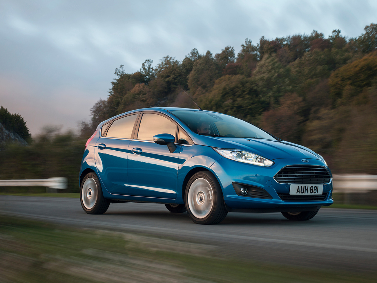 Технические характеристики Ford Fiesta: комплектации и модельного ряда Форд  на сайте autospot.ru