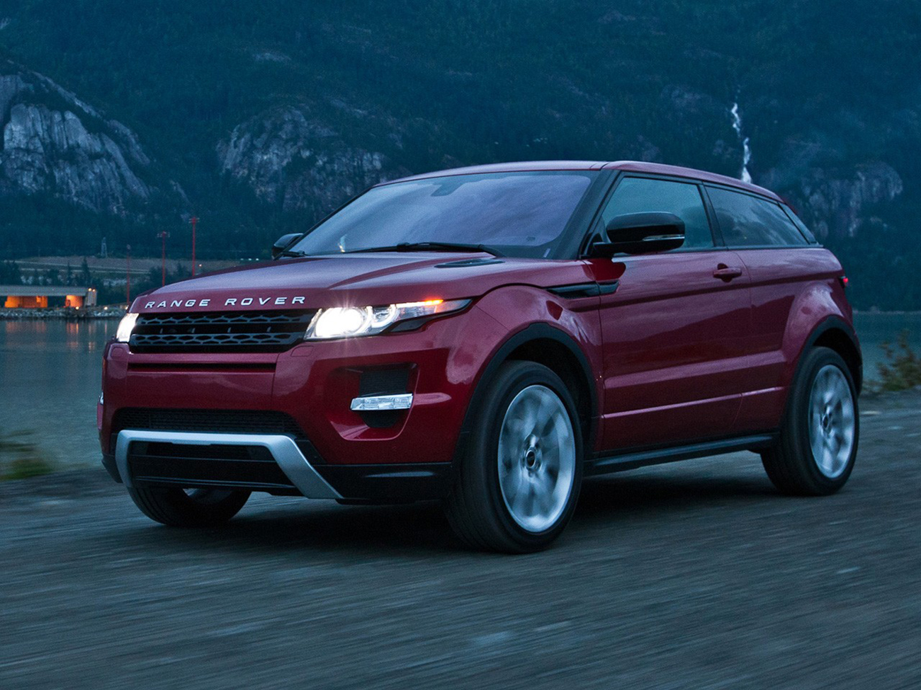 Технические характеристики Land Rover Range Rover Evoque: комплектации и  модельного ряда Ленд Ровер на сайте autospot.ru