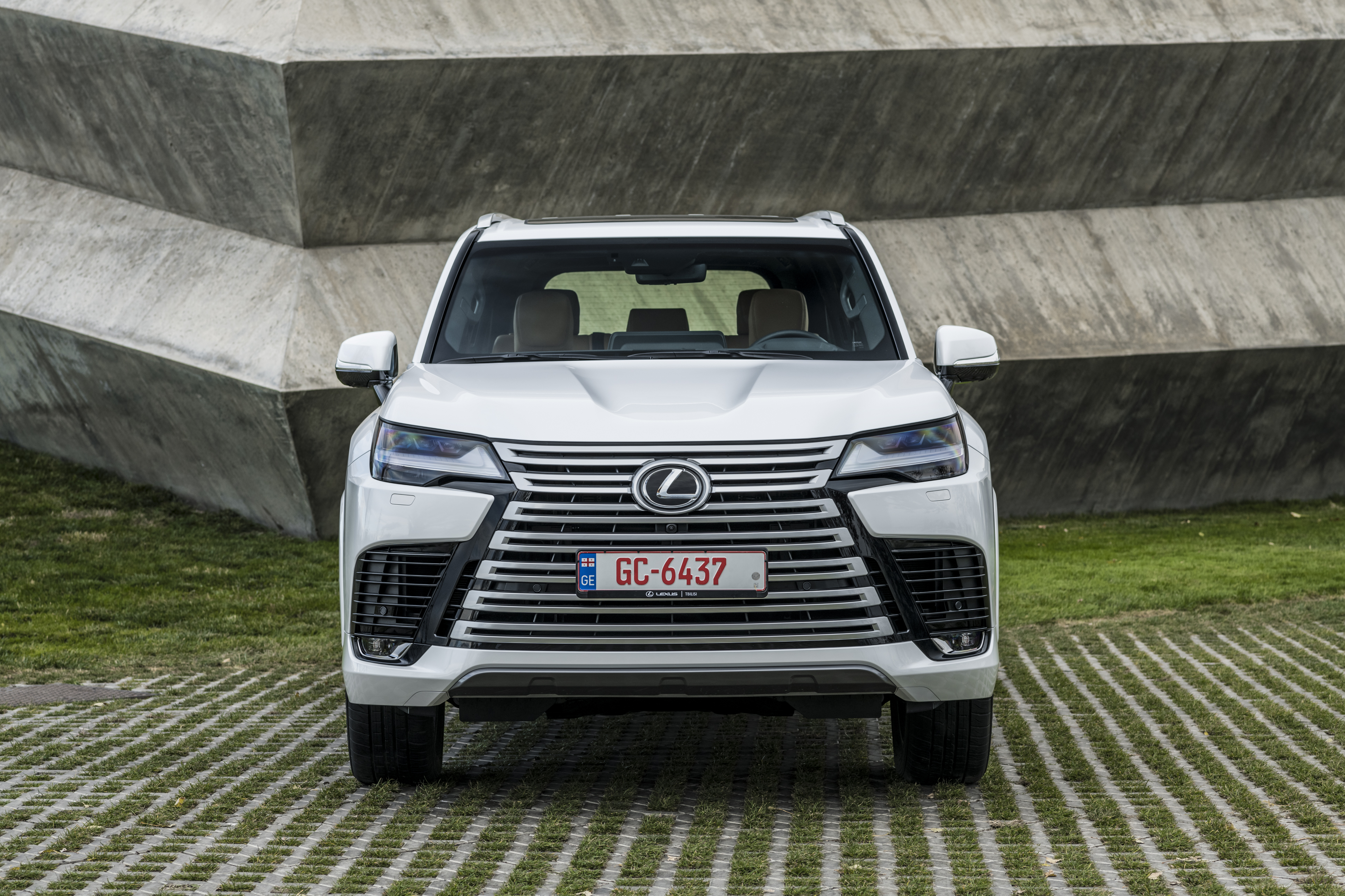  Lexus LX      LX        autospotru