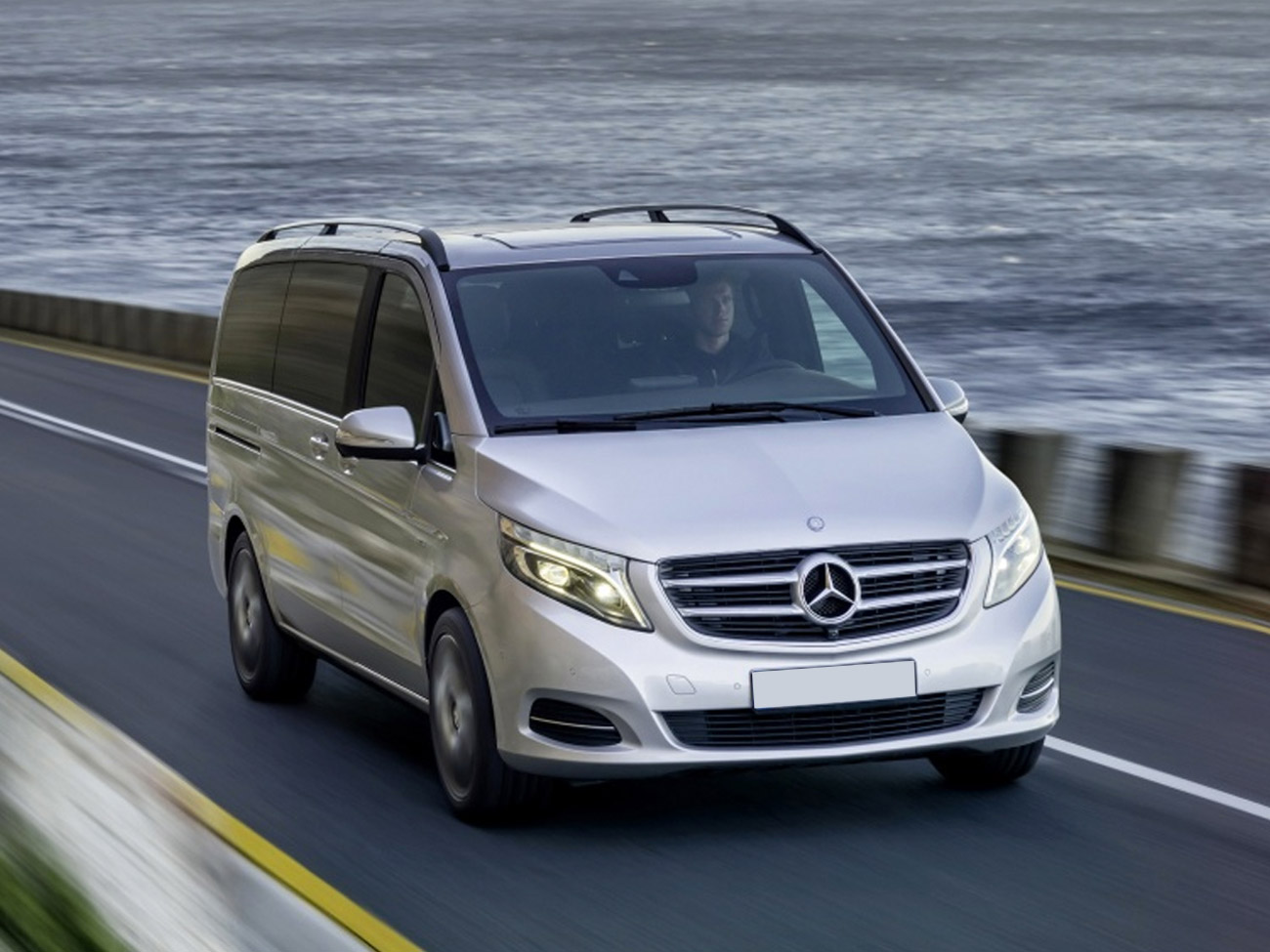 Вес автомобиля Mercedes-Benz V-Класс: сколько весит Mерседес-Бенц V-Класс в  комплектациях, масса автомобиля без нагрузки