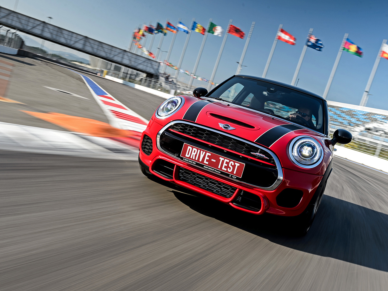 Размеры MINI John Cooper Works: высота, ширина и длина МИНИ John Cooper  Works, габаритные размеры и описание на сайте autospot.ru