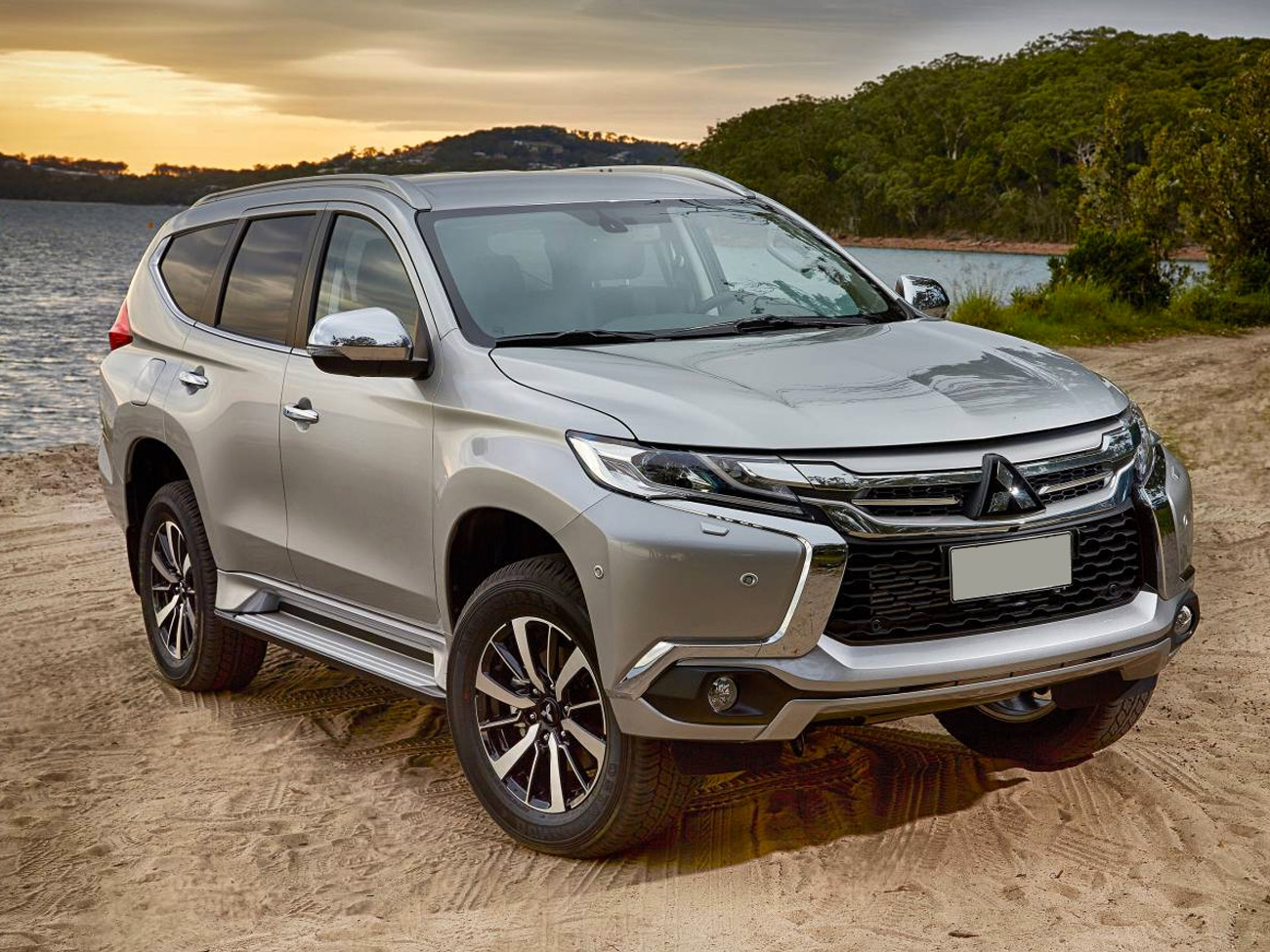 Mitsubishi Pajero Sport получил новый двигатель: что изменилось в ездовых повадках?