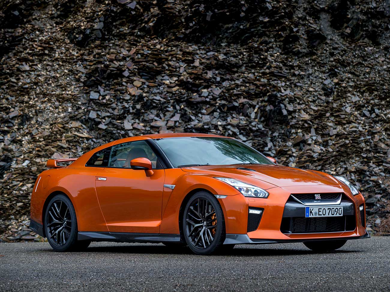 Тип привода автомобиля Nissan GT-R: передний, задний или полный привод авто  Ниссан GT-R и комплектаций