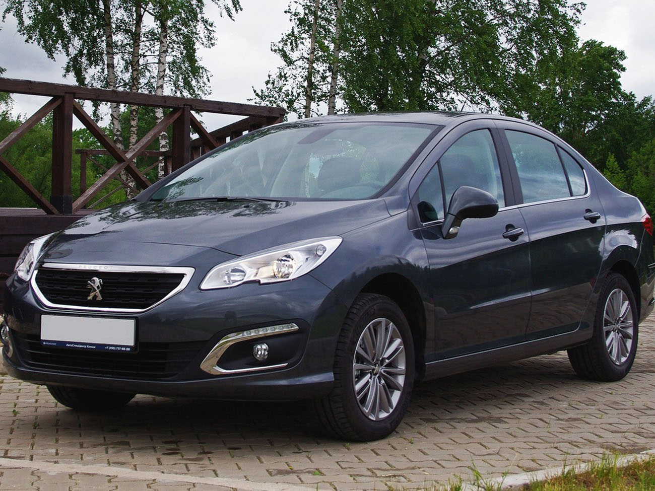 Обзор авто Peugeot 408 - фото и видео, описание и характеристики ...