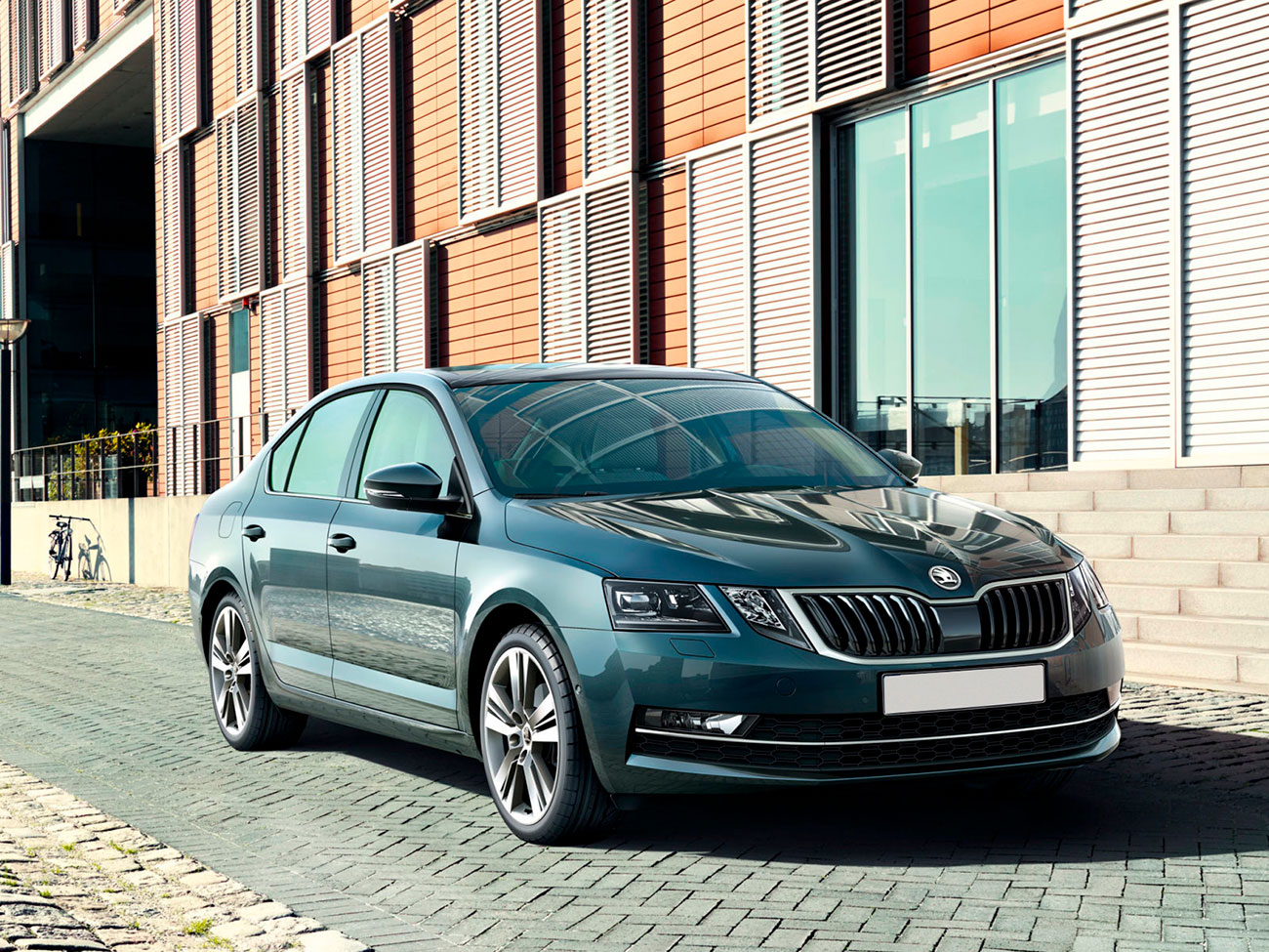 Шкода Октавия технические характеристики. Skoda Octavia комплектации и цены фото.