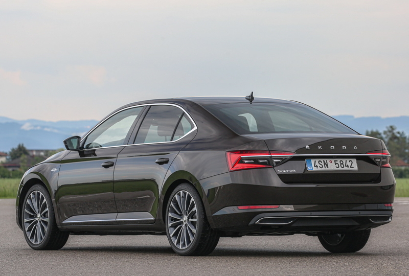 Объем бака Skoda Superb: какой объем топливного бака Шкода Superb ...