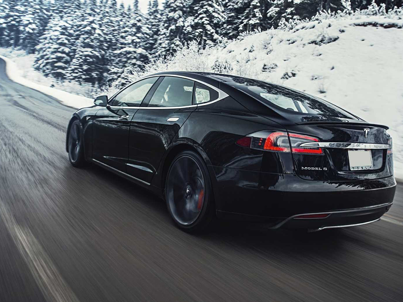 Tesla model s фото