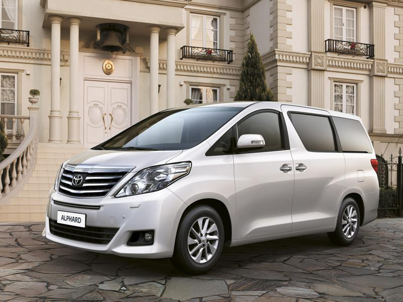 Технические характеристики Toyota Alphard: комплектации и модельного ряда  Тойота на сайте autospot.ru