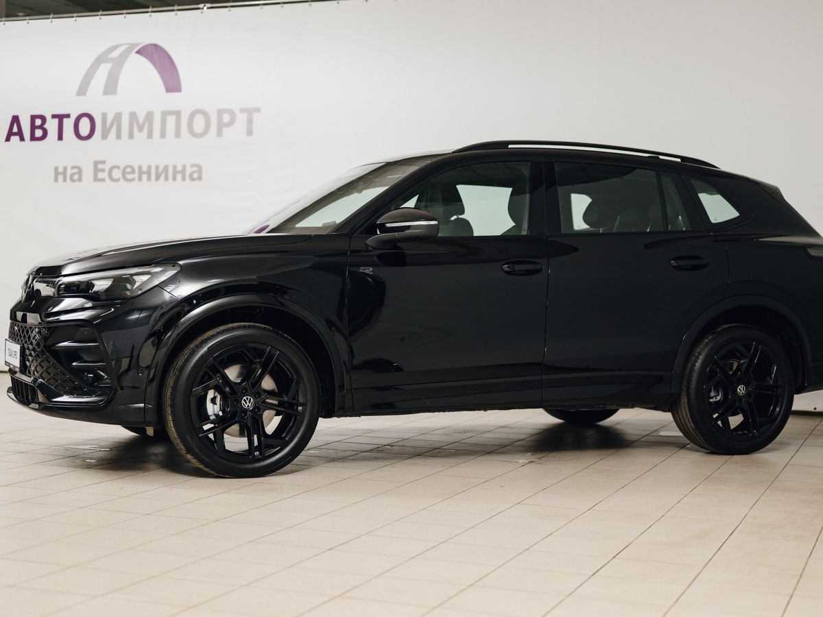 Volkswagen Tiguan L Pro III, Black, 5050000 рублей, вид 3