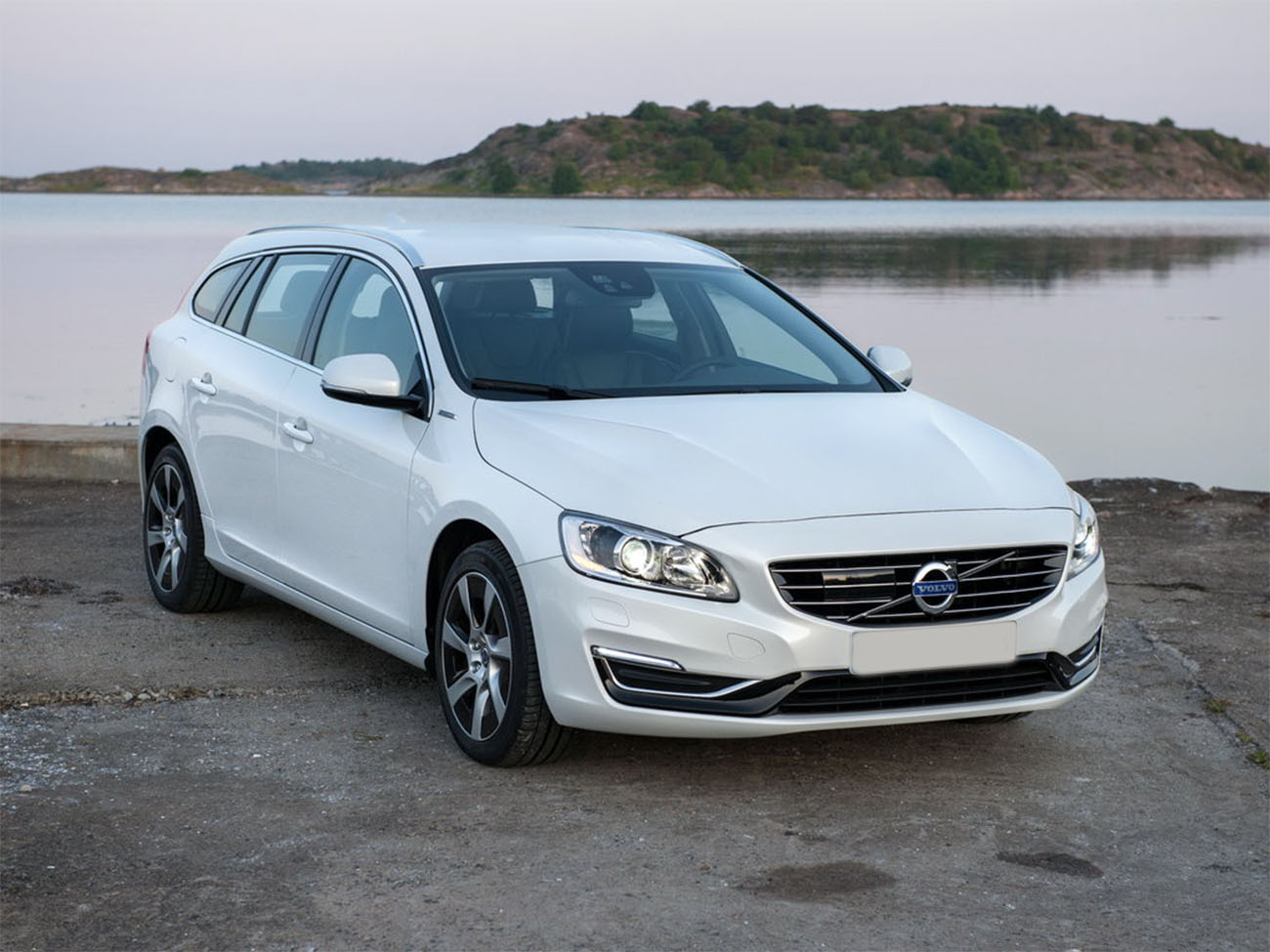 Какой максимальный объём двигателя у Volvo V60?